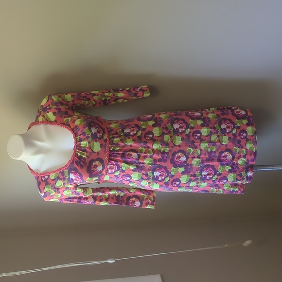 Boden Dresses & Skirts - Boden scoop neck dot midi dress size 4p
